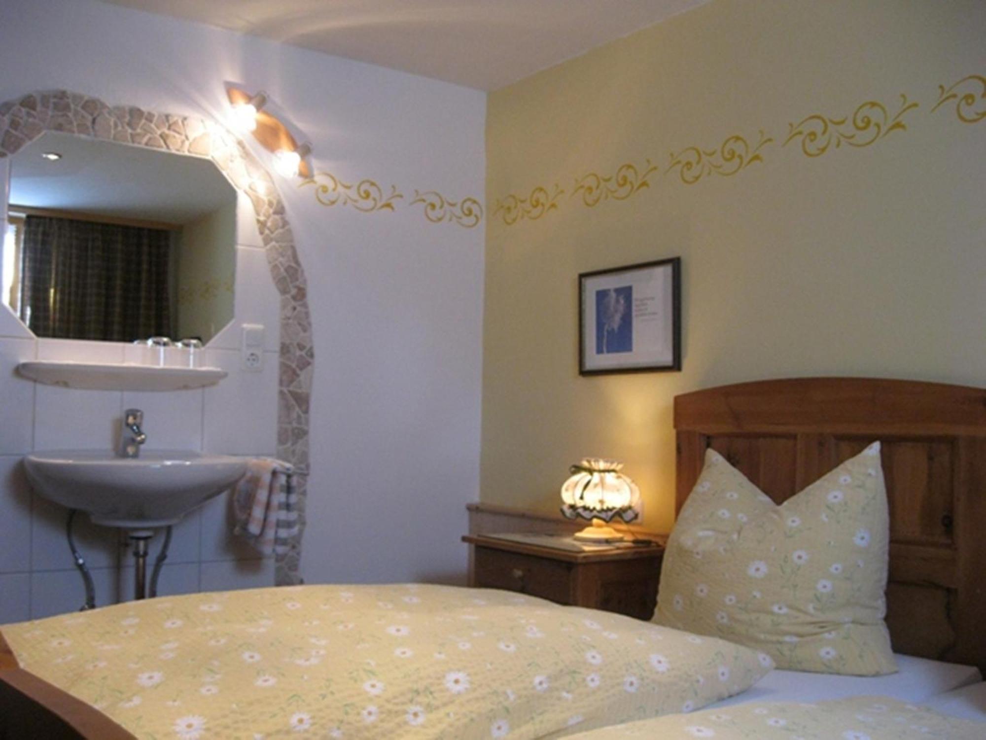 Ferienapartmenthaus Hubertushof Mittenwald Dış mekan fotoğraf
