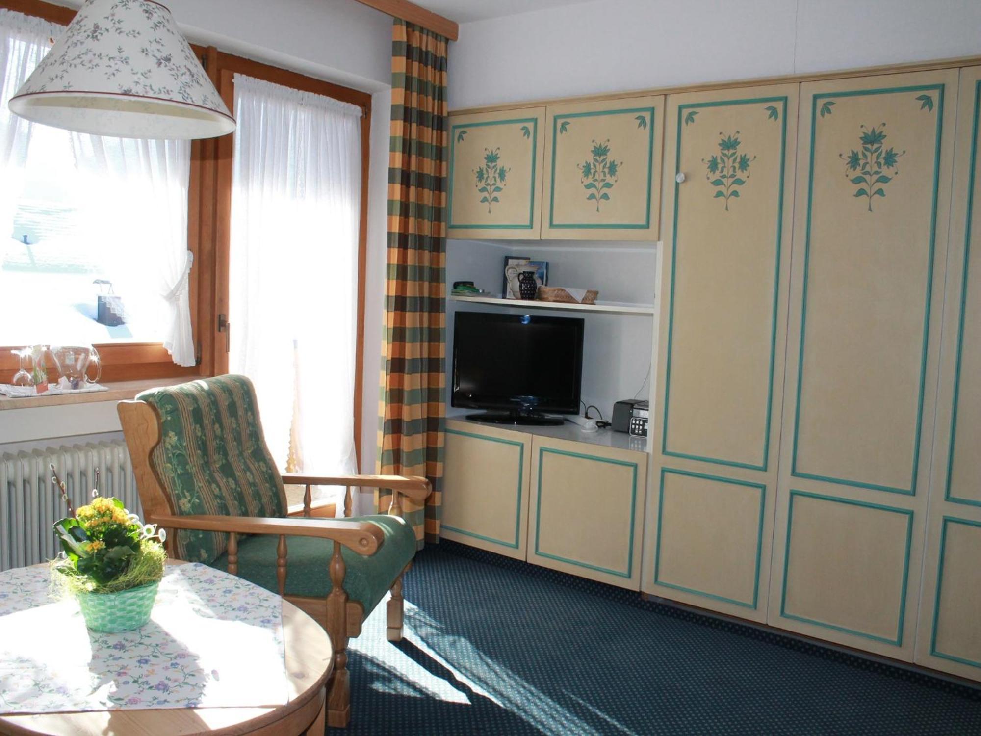 Ferienapartmenthaus Hubertushof Mittenwald Dış mekan fotoğraf