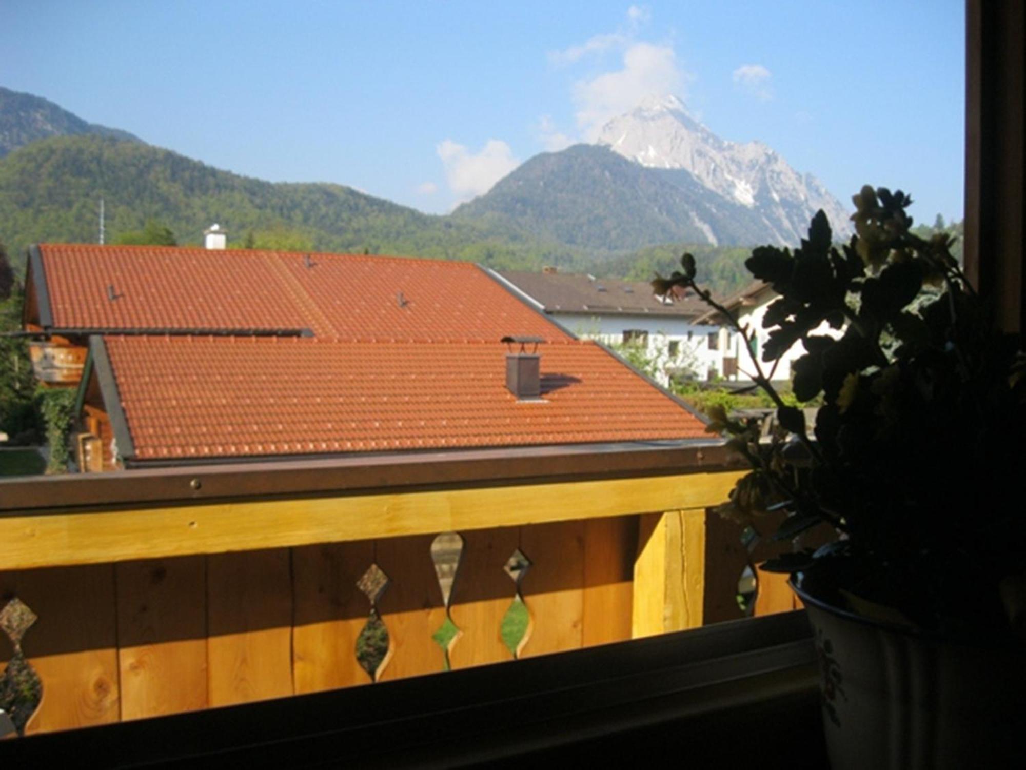 Ferienapartmenthaus Hubertushof Mittenwald Dış mekan fotoğraf