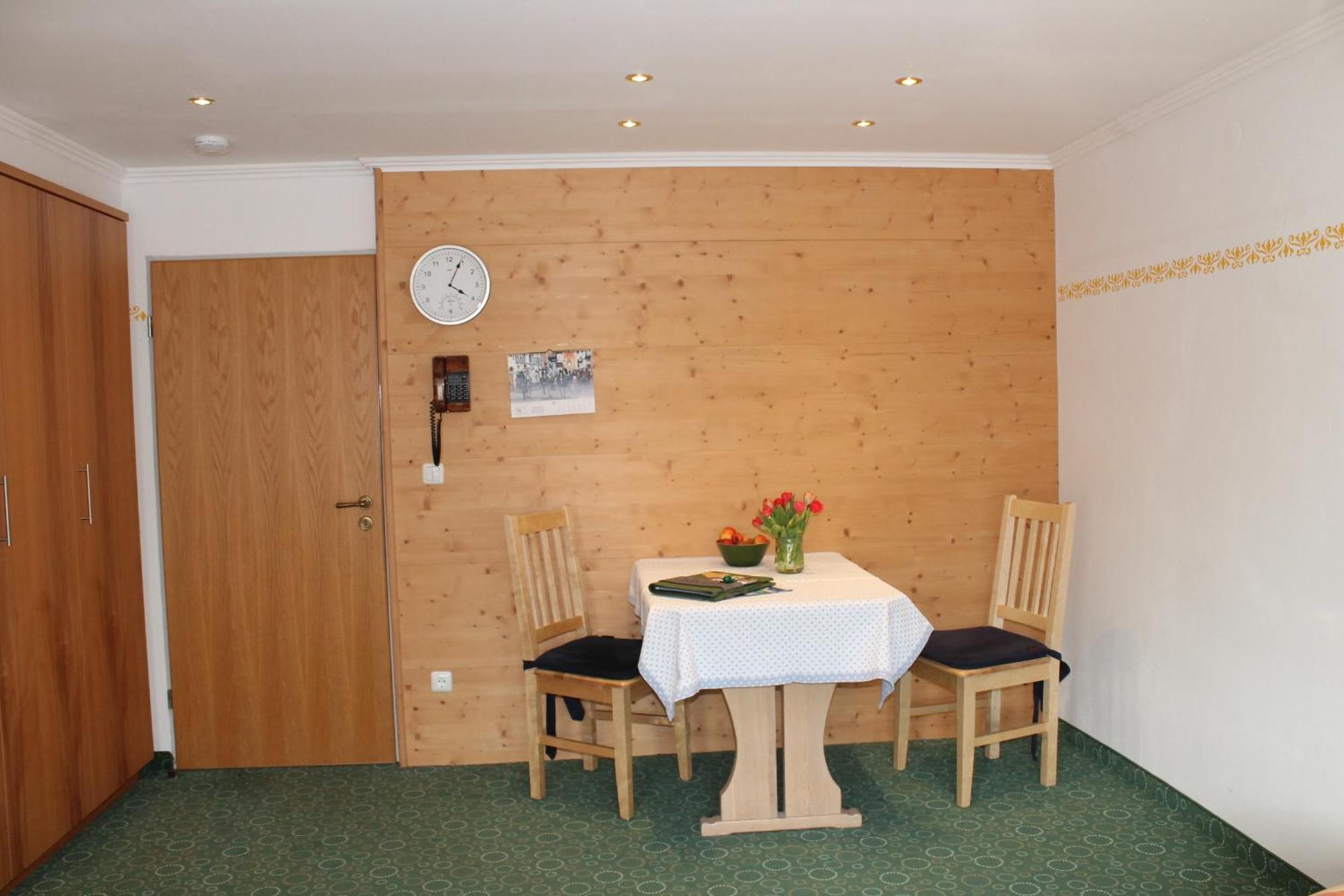 Ferienapartmenthaus Hubertushof Mittenwald Dış mekan fotoğraf
