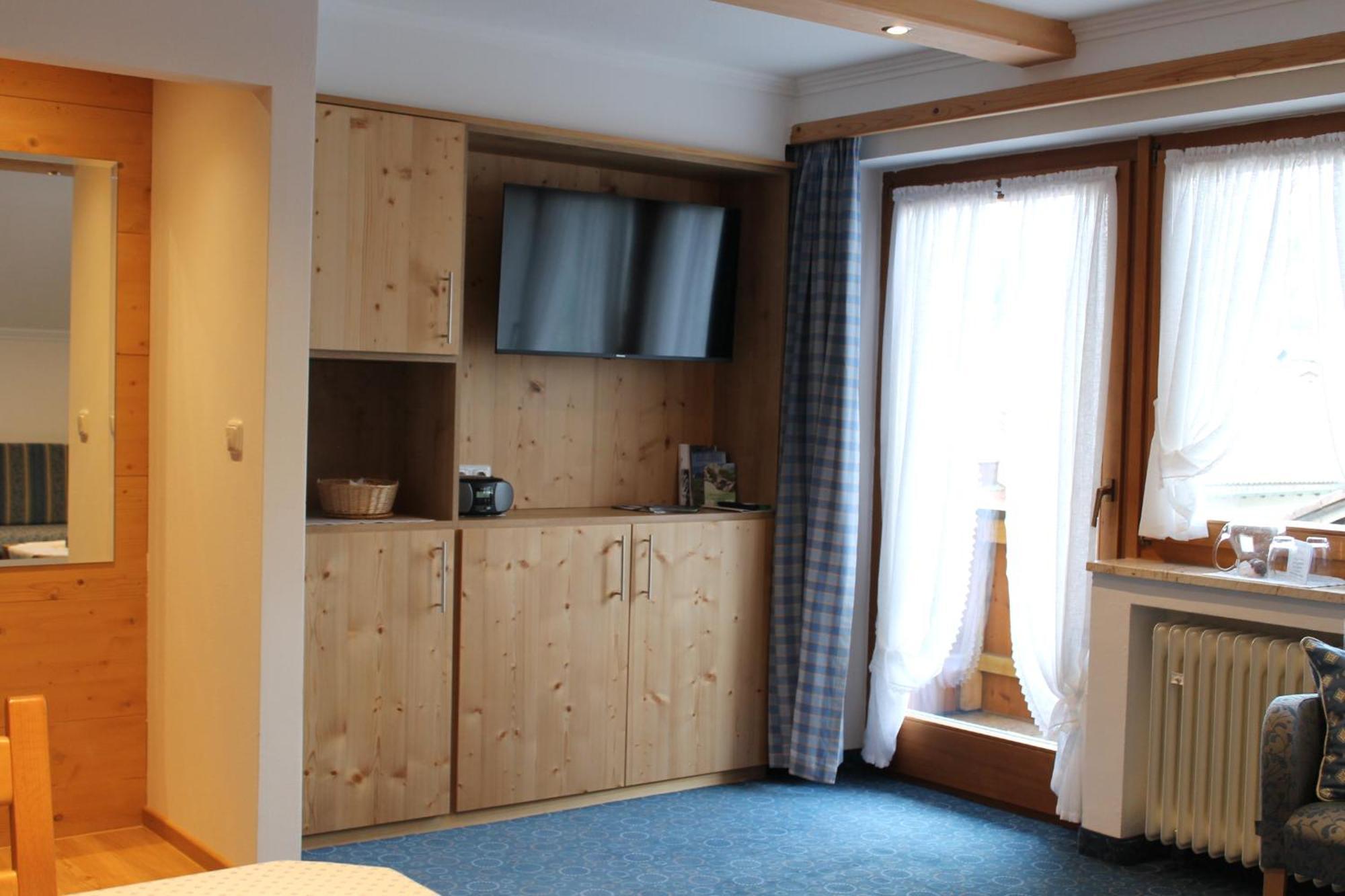 Ferienapartmenthaus Hubertushof Mittenwald Dış mekan fotoğraf